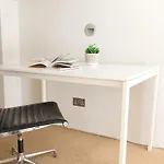 Bright & Spacious 2Br Flat By Hyde Park
